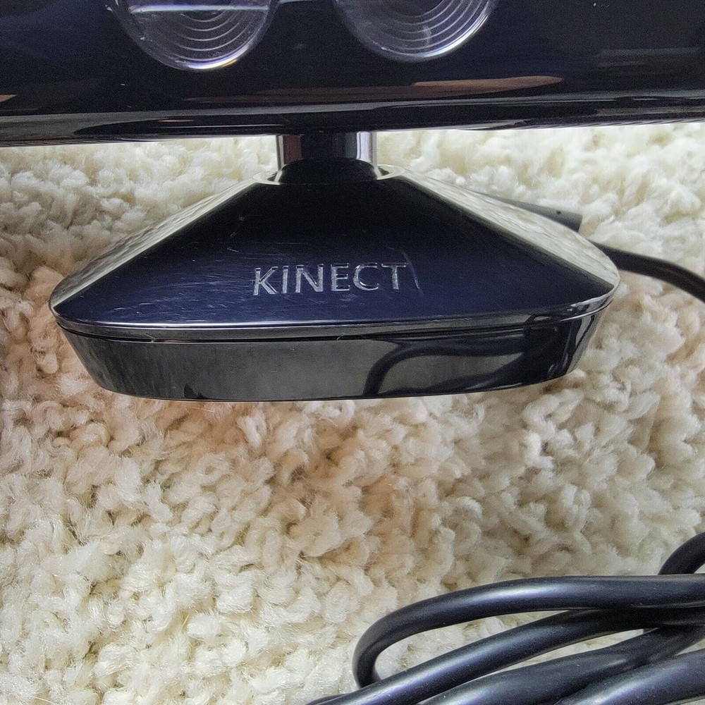 Microsoft Xbox 360 Kinect Sensor Bar Model 1473 Black w/ Kinect Adventures