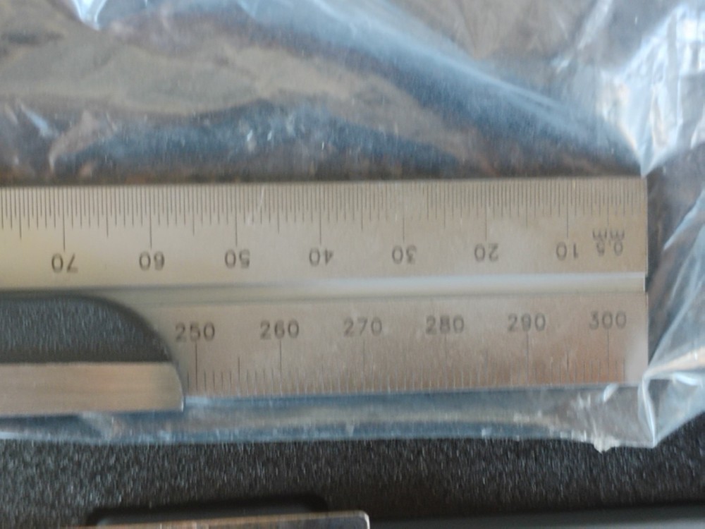 SPI 13-684-6 Dial Reading Bevel Protractor