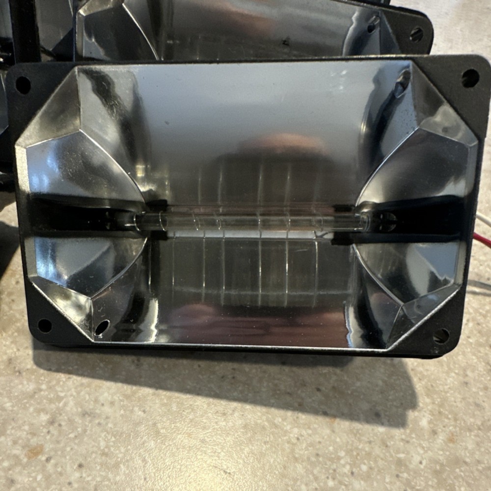 Whelen 400 Series linear strobe modules for 9M Edge lightbar