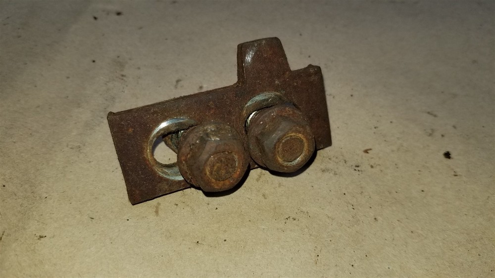 Bobcat safety bar lock link 6563151