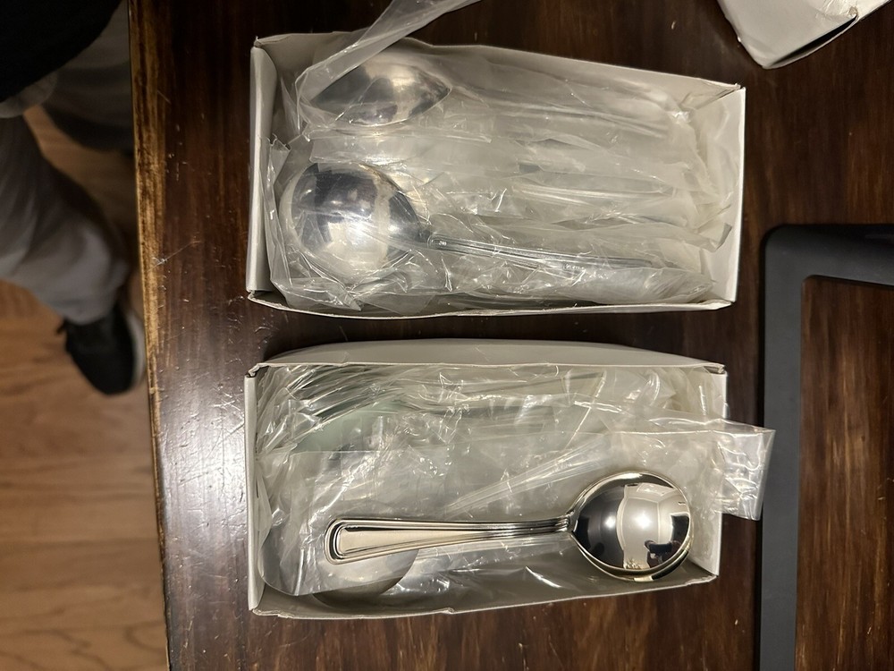 #305-016 World Tableware Silverplated Bouillion spoons (per dozen)