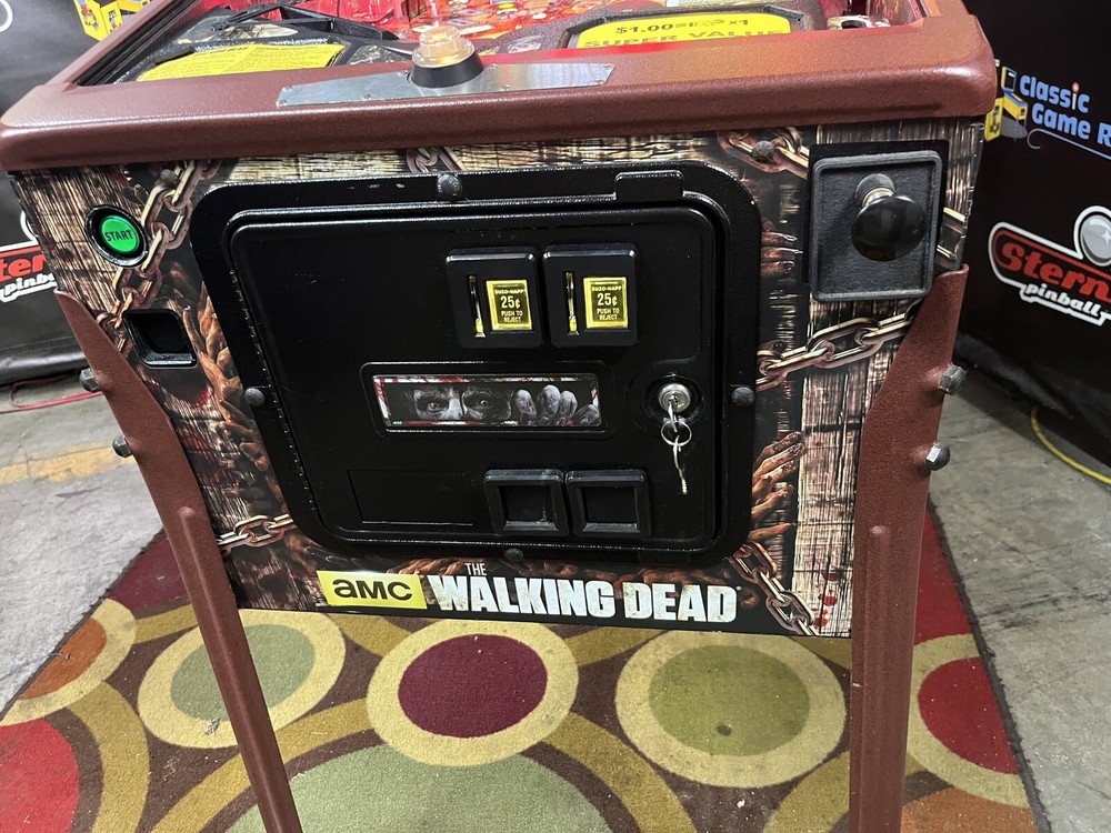 Stern Walking Dead Limited Edition Pinball Machine