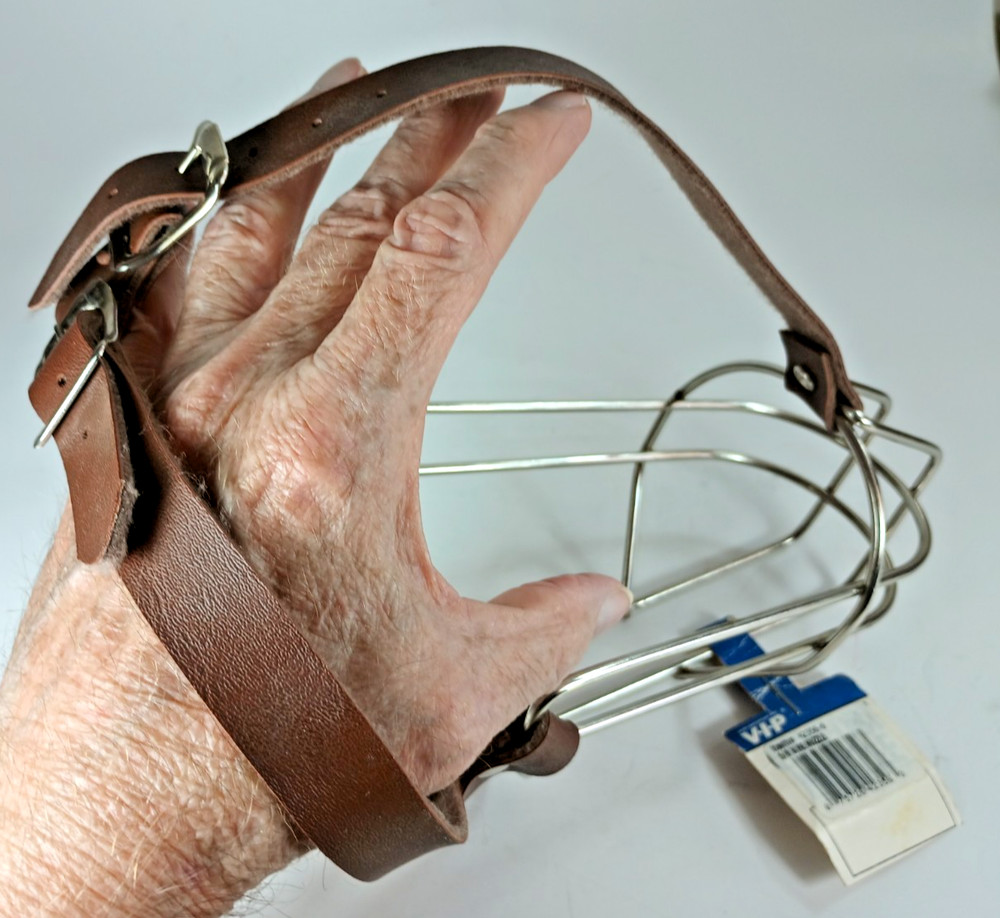 VIP Wire and Leather Adjustable Muzzle. Medium.