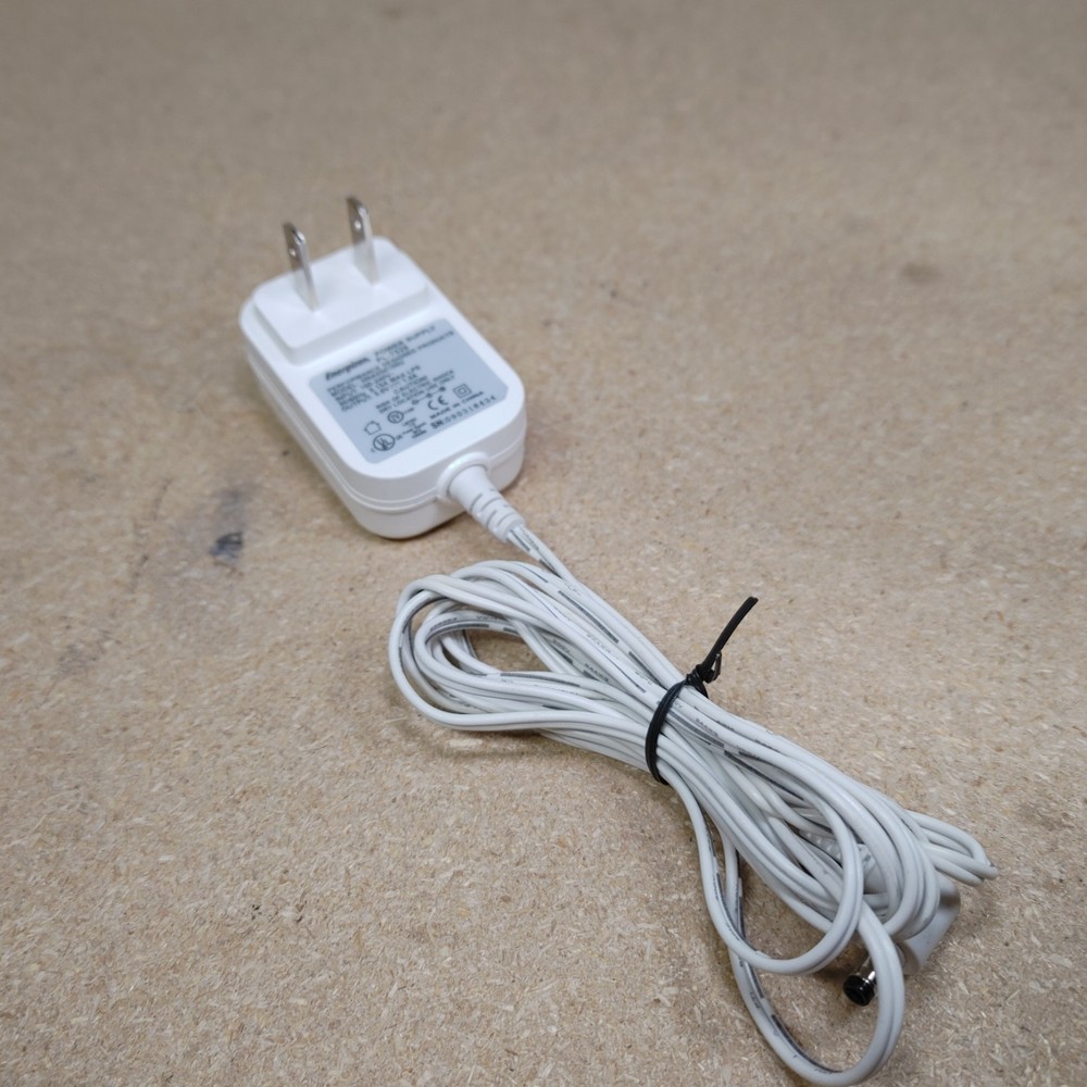 Energizer Charger - White PL-7528