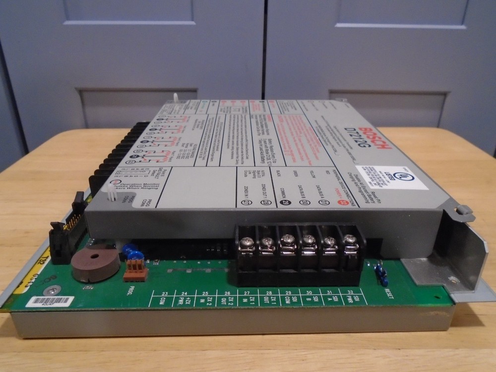 BOSCH D7212G SECURITY CONTROLLER BY RADIONICS UNTESTED selling as-is