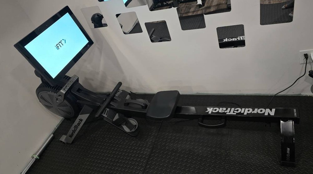 NordicTrack RW900 Rowing Machine - Black