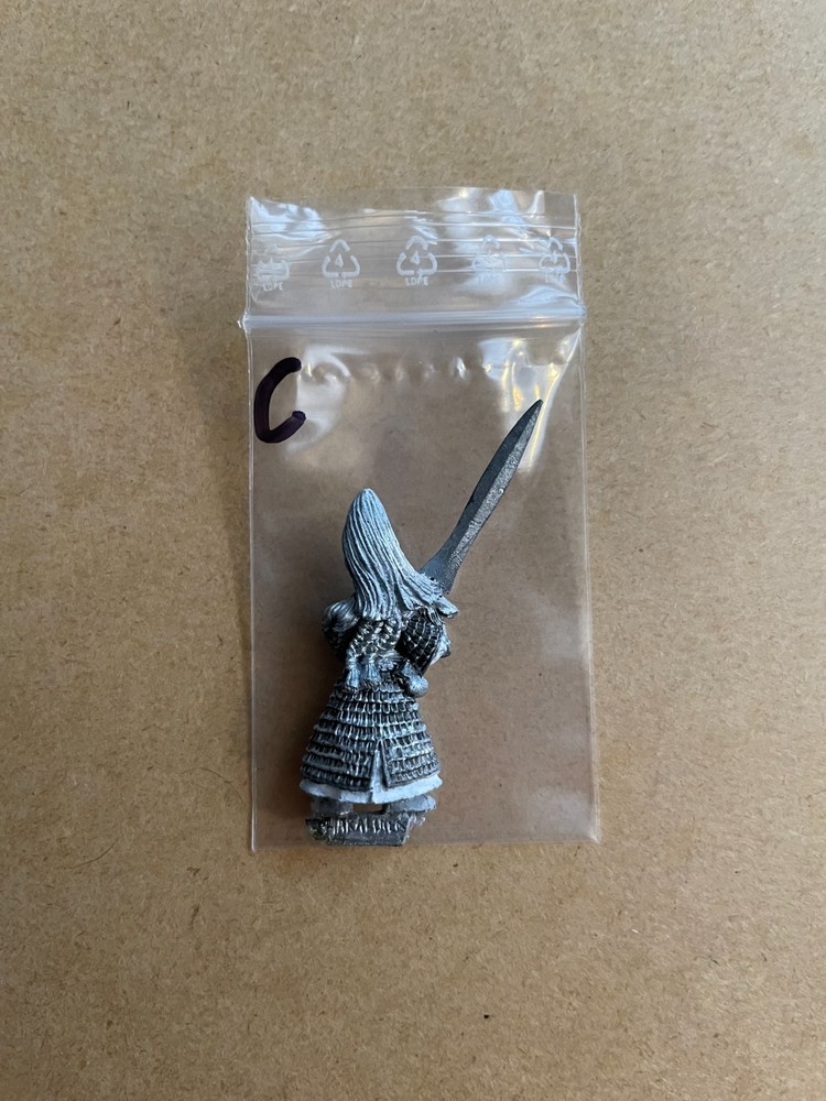 Warhammer High Elves Swordmaster metal
