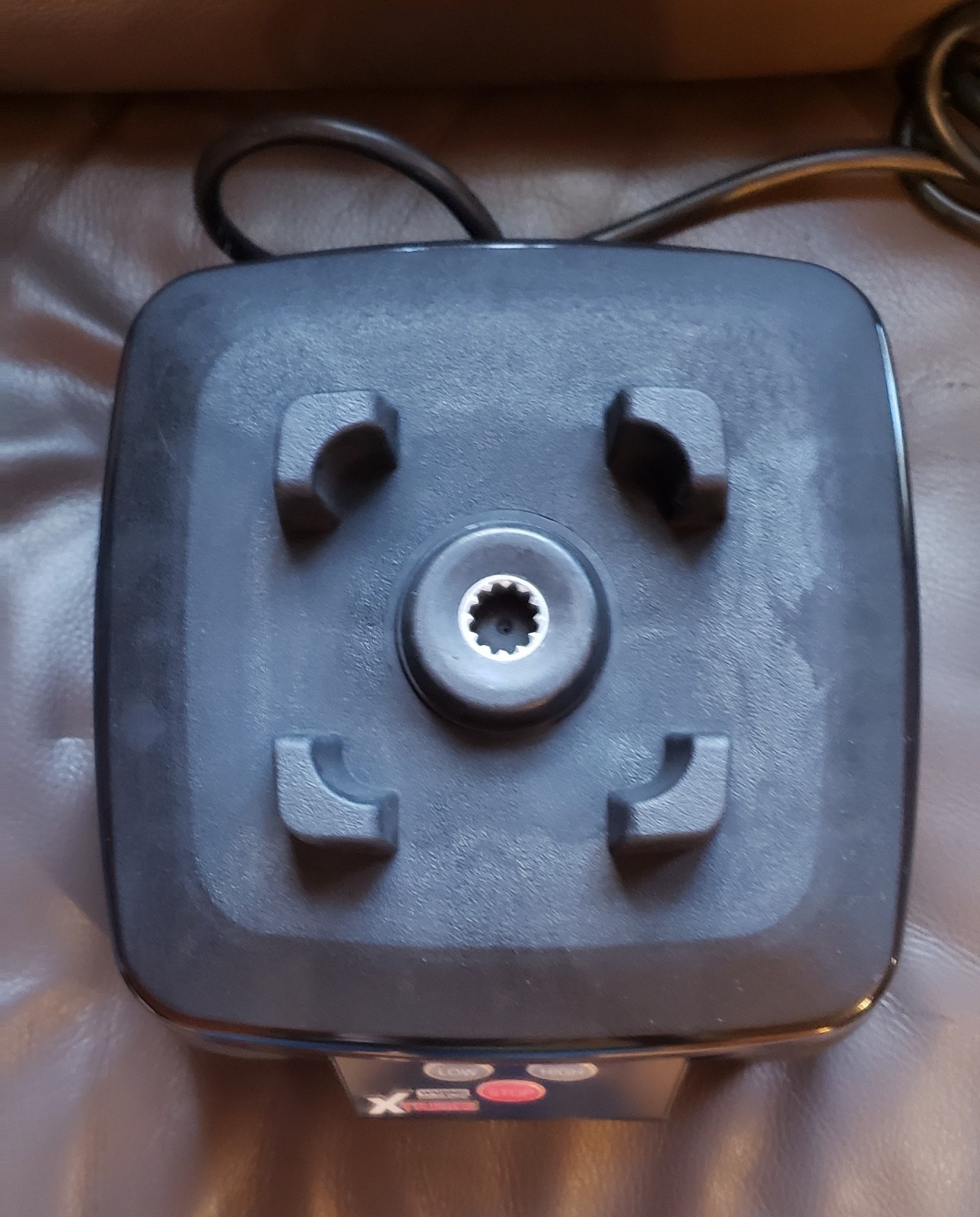 Waring MX1100XTX Xtreme 3 1/2 hp Commercial Blender with Electronic Keypad