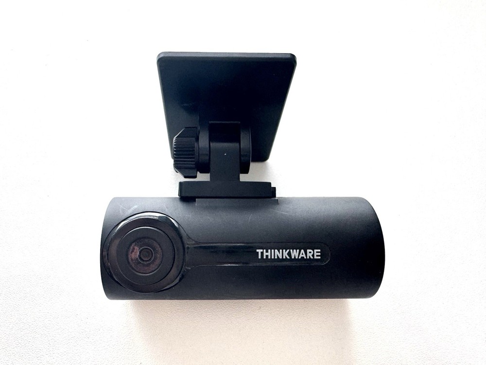 Thinkware F70 dash camera