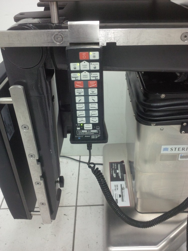 Steris Amsco 3085 SP Surgical Table