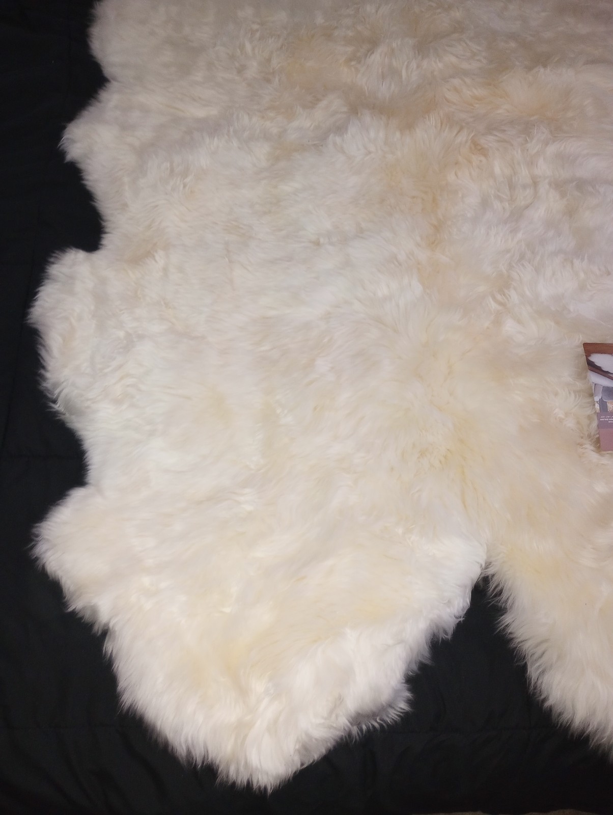 Windward Sheepskin Rug Approx 71" x 44" Inches NEW WITH TAGS 100% Genuine