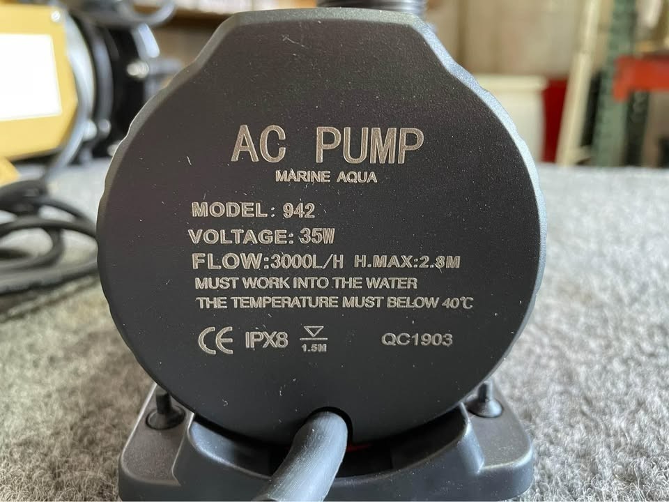 Submersible Water Pump for Ponds, Pools and Water Gardens