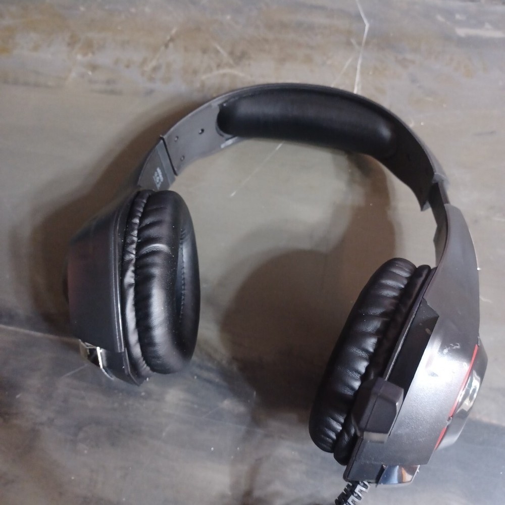 Nyko Core Headset Universal Wired Audio and Chat Headset