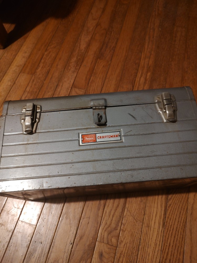 CRAFTSMAN 6500 TOOLBOX great condition with divided tray