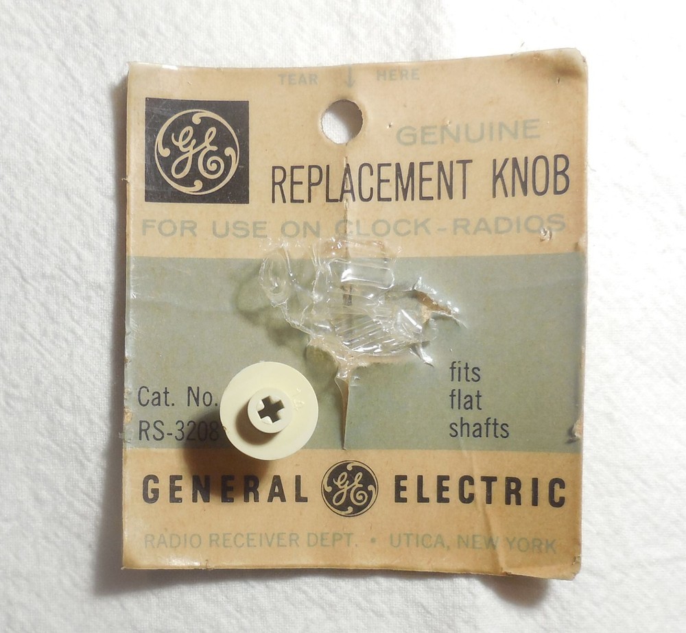 NOS G.E. Clock Knob RS-3208 Flat Shaft