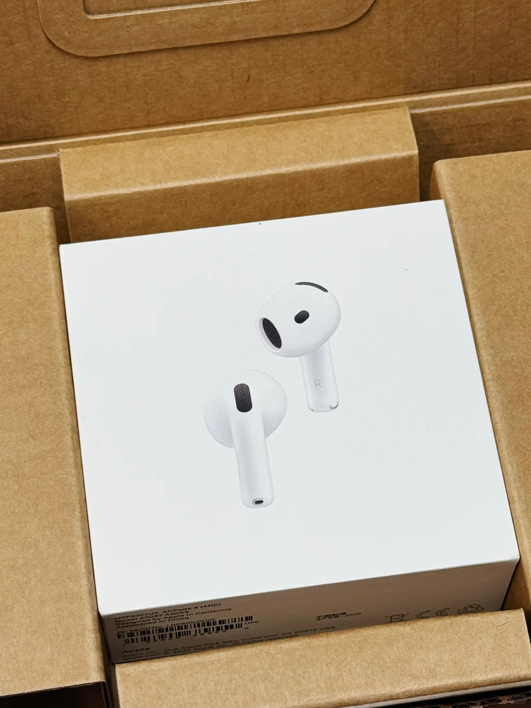 (Sealed) AirPod 4 with USB-C Charging Case 4th Gen White ANC