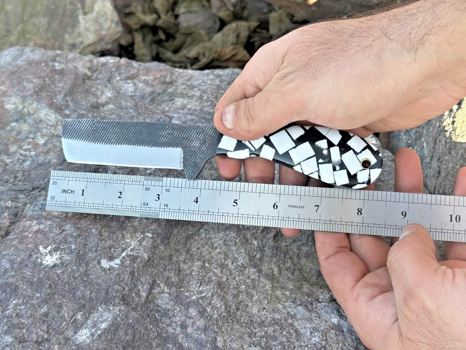 HAND FORGED RAIL ROAD BULL CUTTER/COWBOY KNIFE & RISEN HANDLE AH DAMASCUS-1234