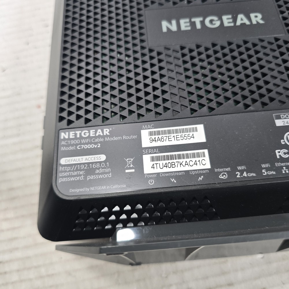 NETGEAR Nighthawk C7000v2 AC1900 Wi-Fi Cable Modem Router