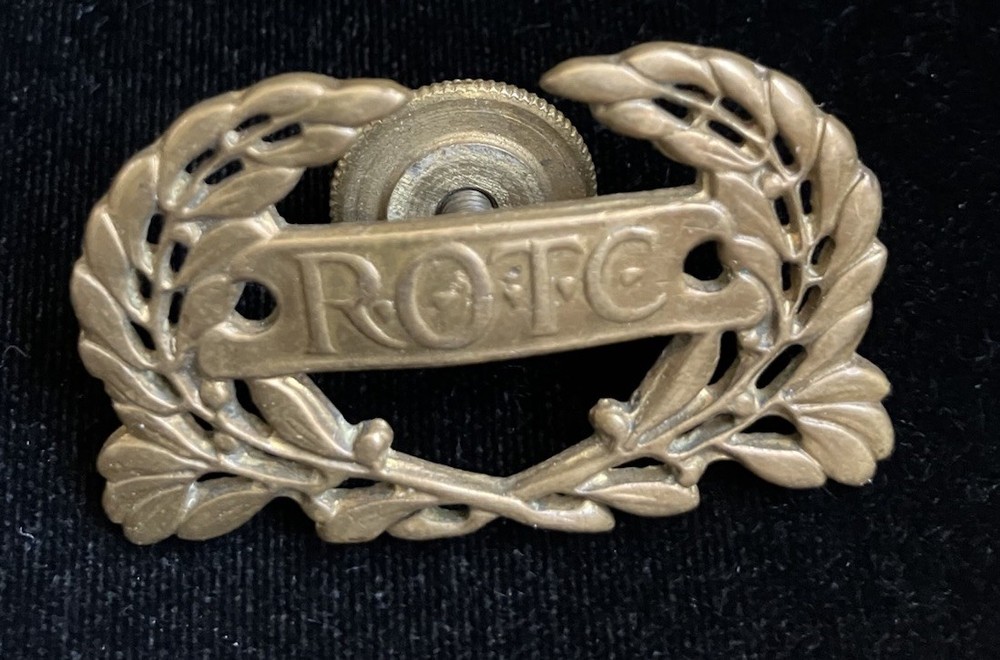Vintage ROTC SCREWBACK HAT INSIGNIA