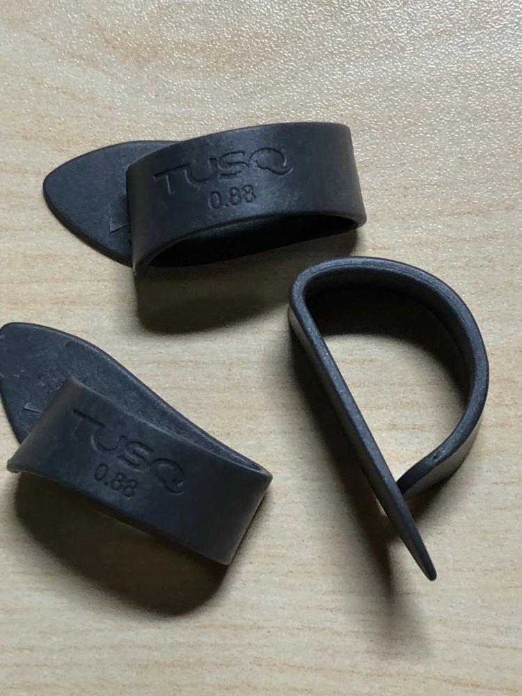 Tusq Thumb Picks by Graph Tech - Deep 1.40mm - 3 Pack