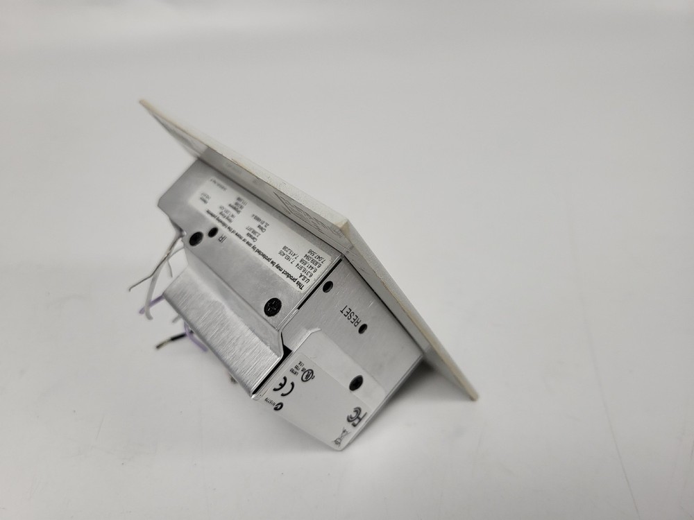 Extron MLC 104 IP Plus MediaLink Controller Ethernet Control Wall Mount