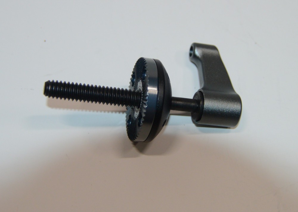 RED DIGITAL CINEMA Wingnut with Rosette Cap (Short)