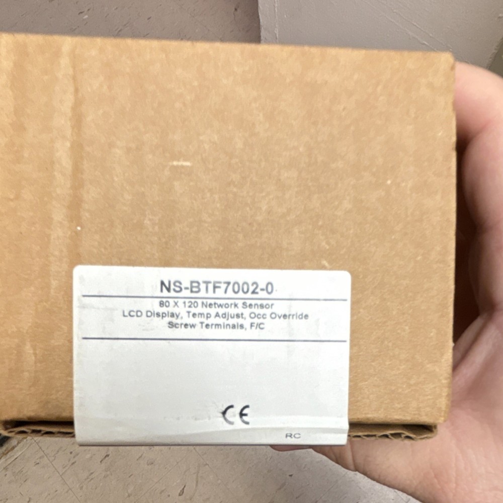 Johnson Controls NS-BTF7002-0 Network Sensor LCD Temp Adjust White Plastic