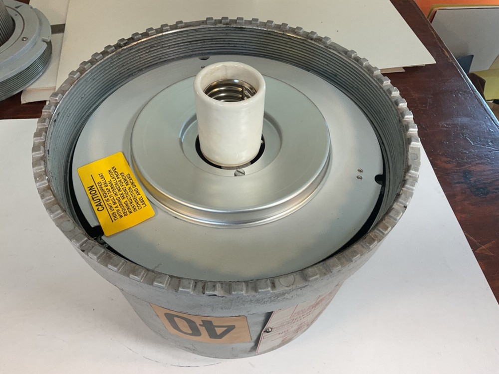 Appleton Code Master 2 Hazardous Location Light Fixture CMBL400-MT 400W Multi V