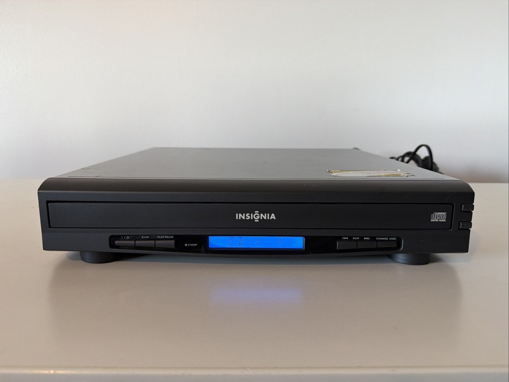 Insignia 5 Disc CD Player NS- DA1902 Tested & Working  NO REMOTE
