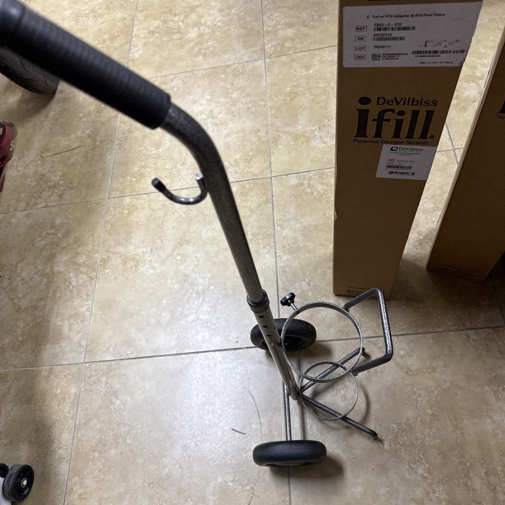 DeVilbiss Personal Oxygen Station