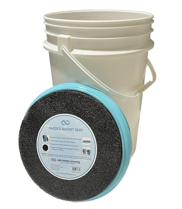 6 Gallon bucket with thick padded seat for game, and any outdoor activites