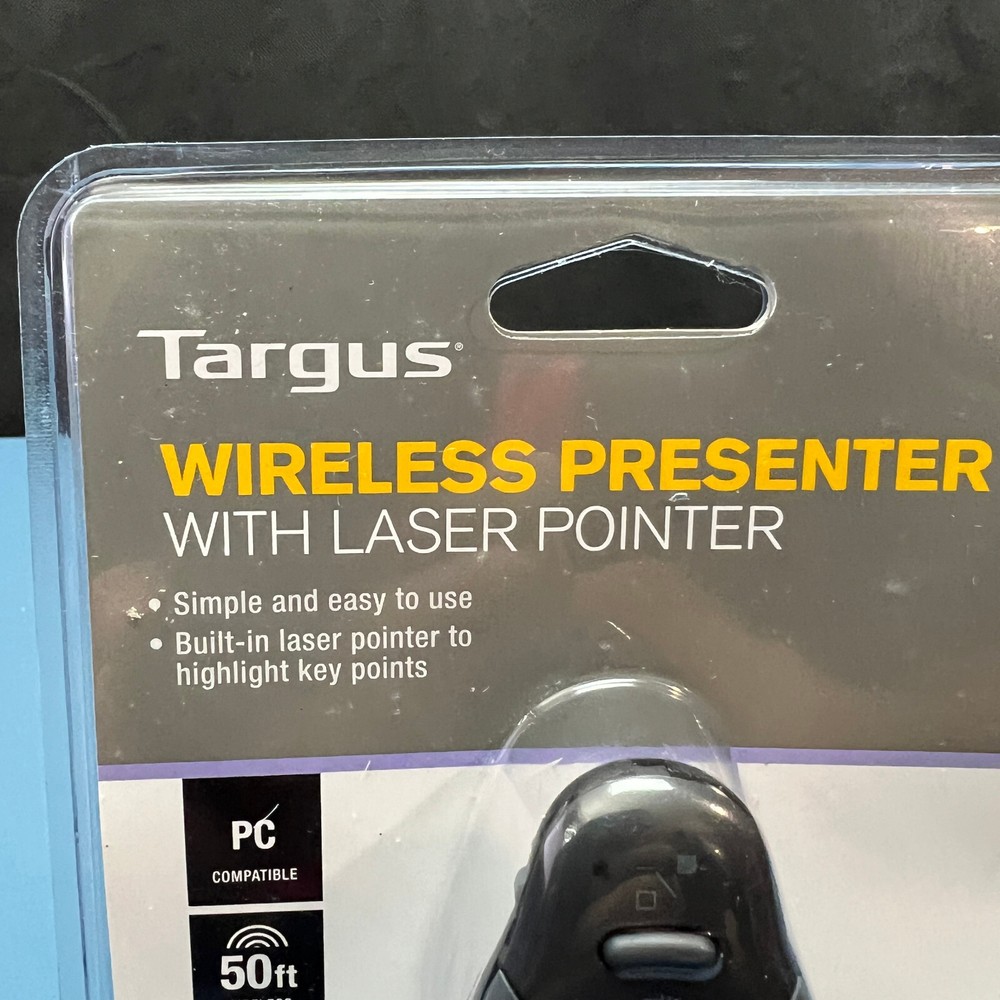 Targus AMP16US Wireless Presenter with Laser Pointer 50ft Range New In Package