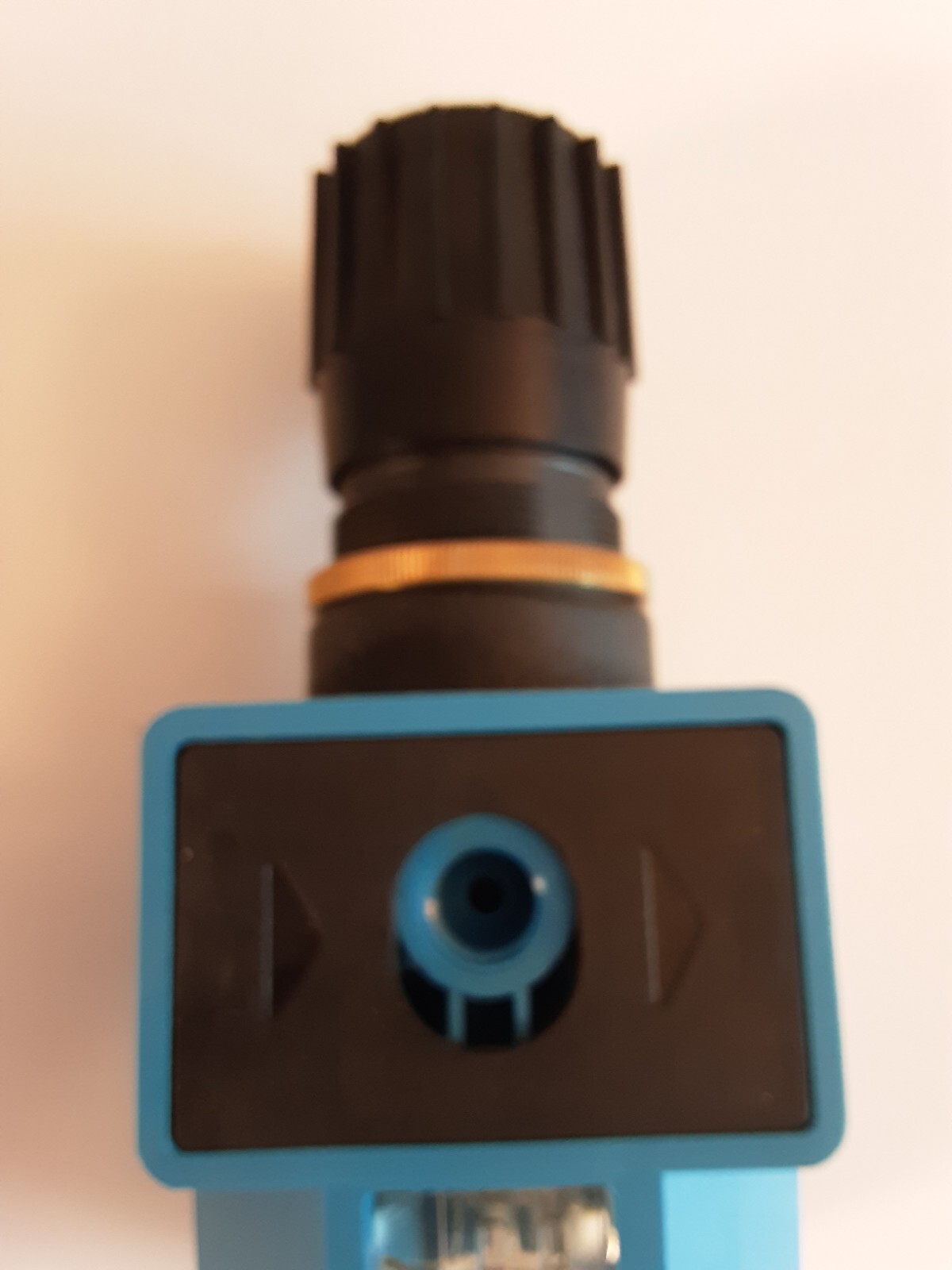 NOS Festo Pneumatics 150054 Pressure Regulator LR-1/2-S-B With Box & Directions