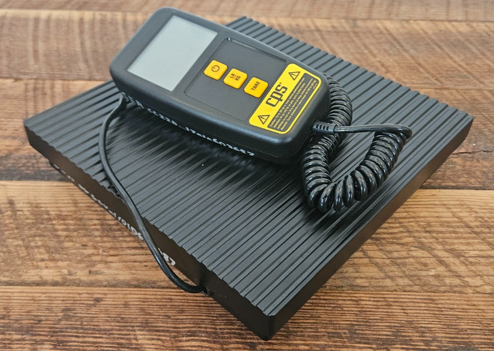CPS CC220 Compute-A-Charge Refrigerant Charging Scale with Case