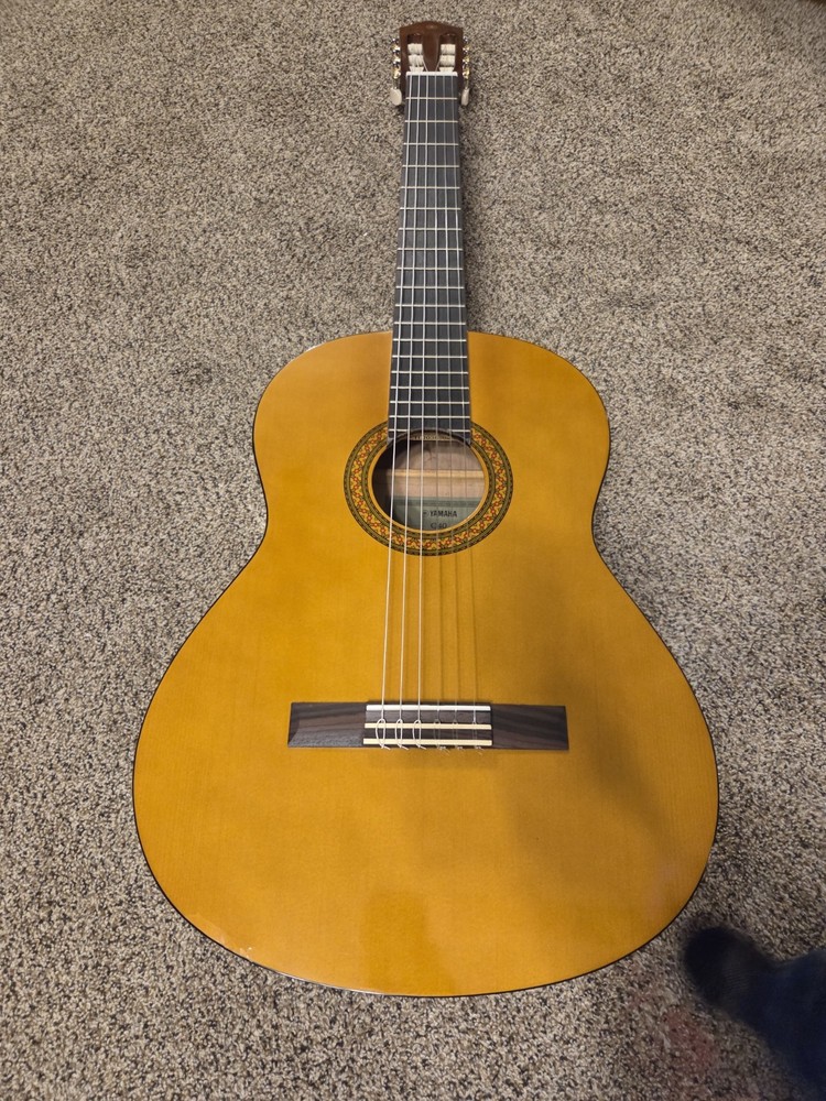 Yamaha C40 Classical Guitar Natural