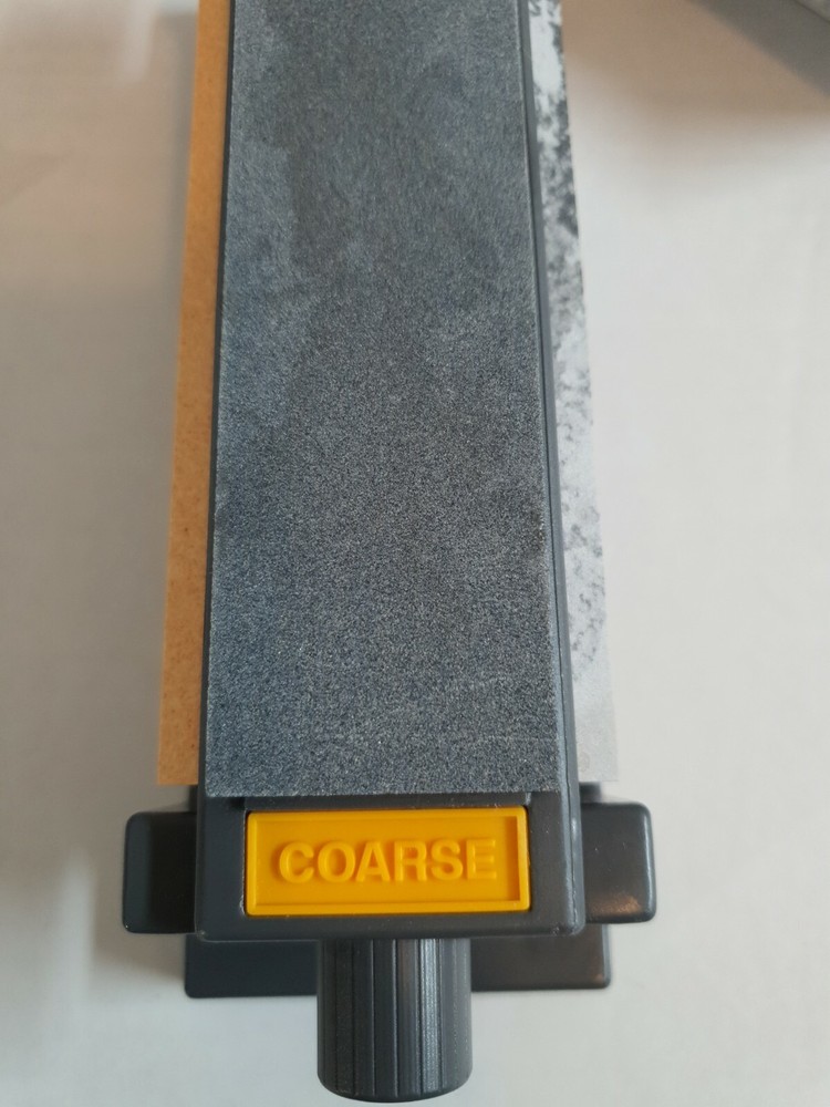 Smith's 6"Tri-Hone Sharpening System Medium-Fine-Coarse, sharpens all types .