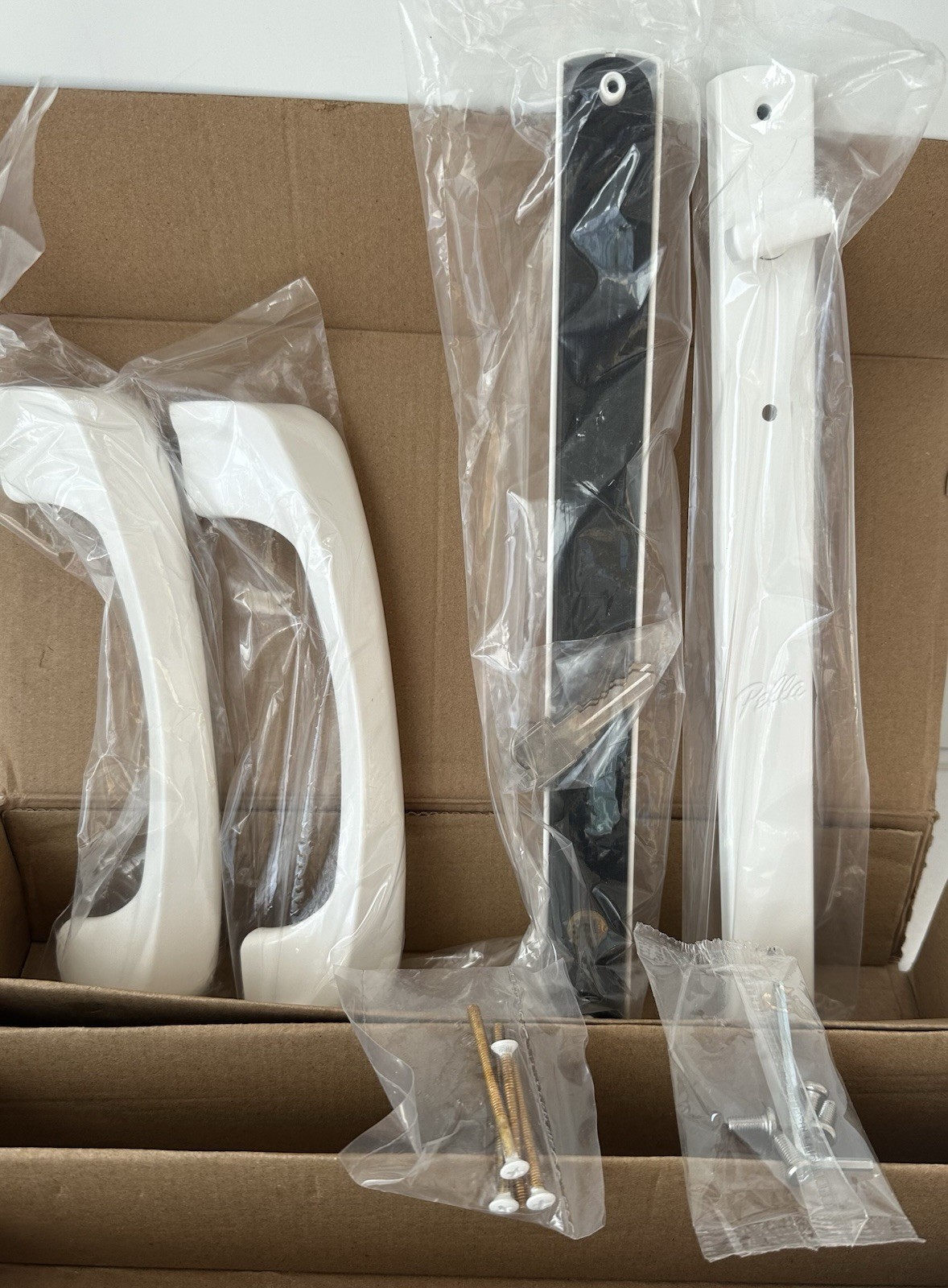 Pella 250 Series V988040 Sliding Patio Door Handle Set White Metal Lock Open Box