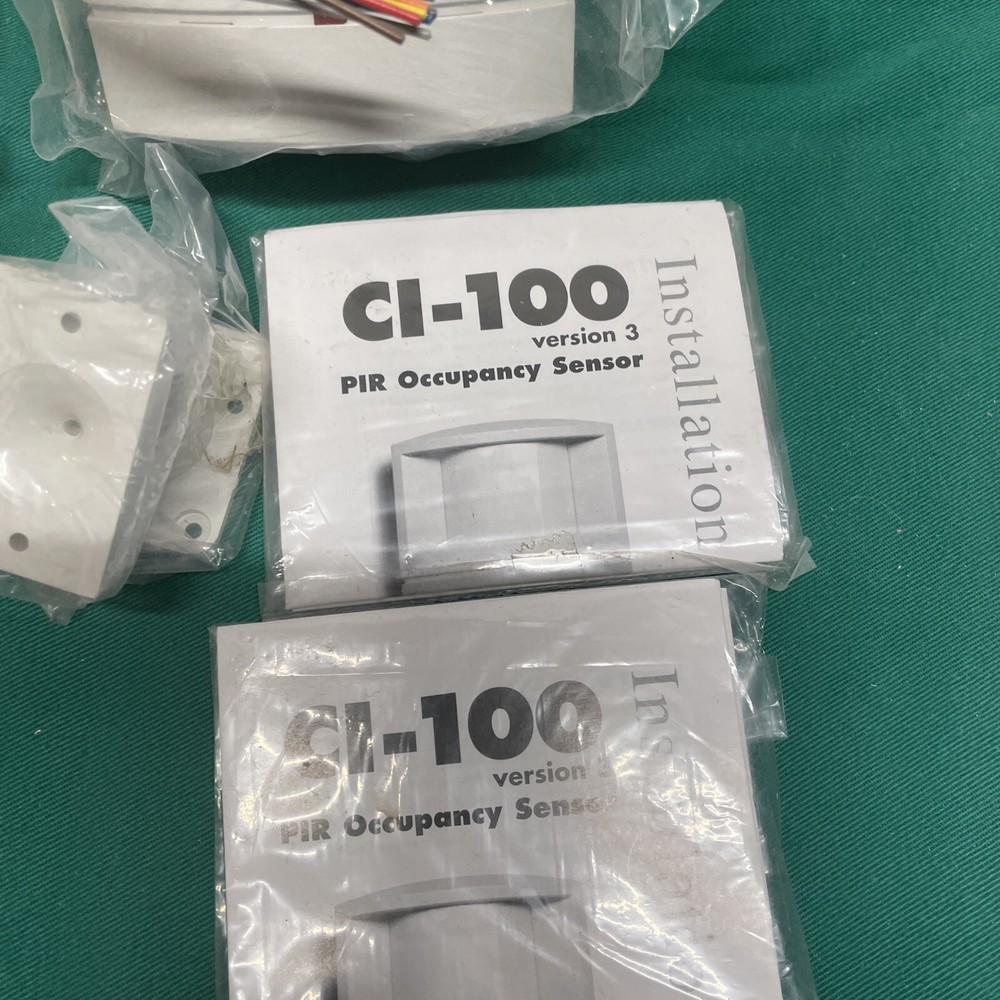 NEW (4) WATTSTOPPER CI-100VERSION 3 PIR OCCUPANCY SENSOR