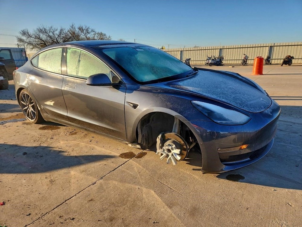 TESLA 3 2022 Camera/Projector 367235