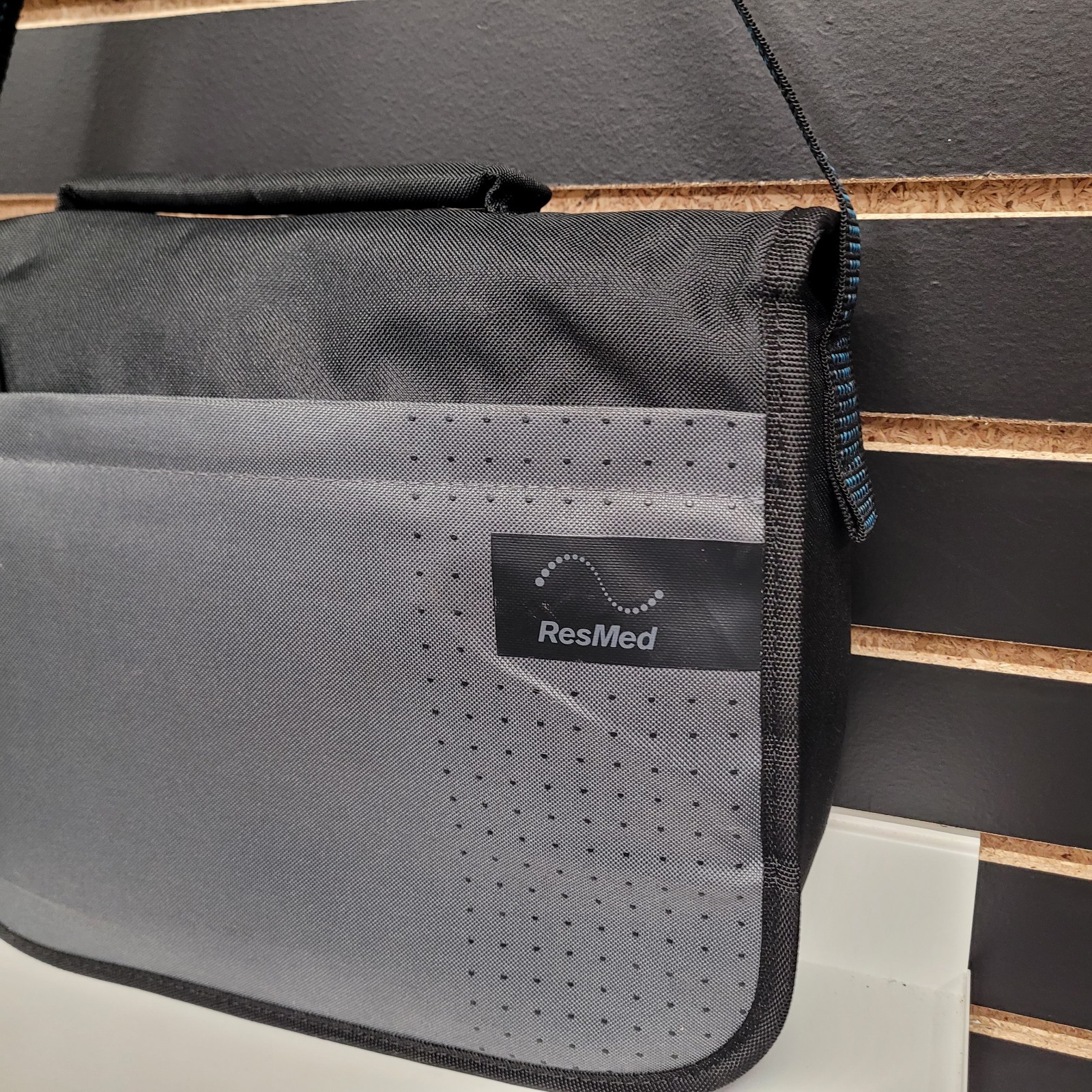 ResMed Airsense 11 Padded CPAP Carry Case W/ Shoulder Strap Gray Travel Bag