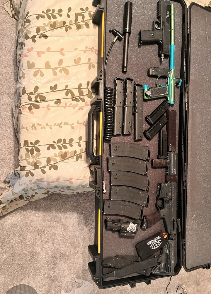 Paintball Guns And Case