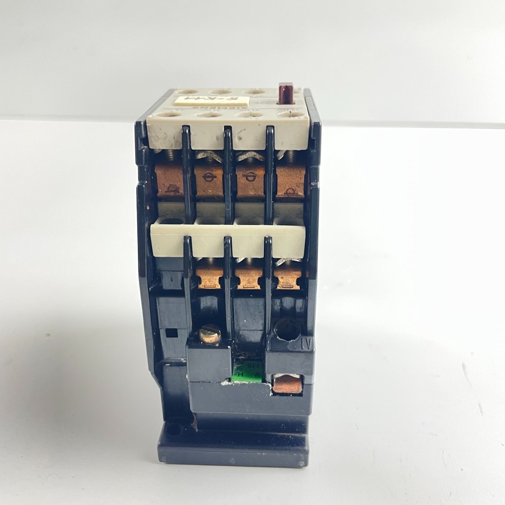 SIEMENS 3TB4017-0A Contactor 220V Coil