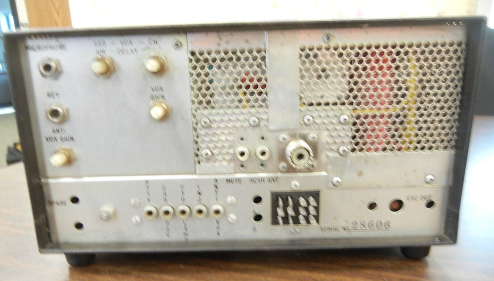 Drake T-4XC Ham Radio HF Bands Transmitter - Late Serial # - SSB CW AM T4XC