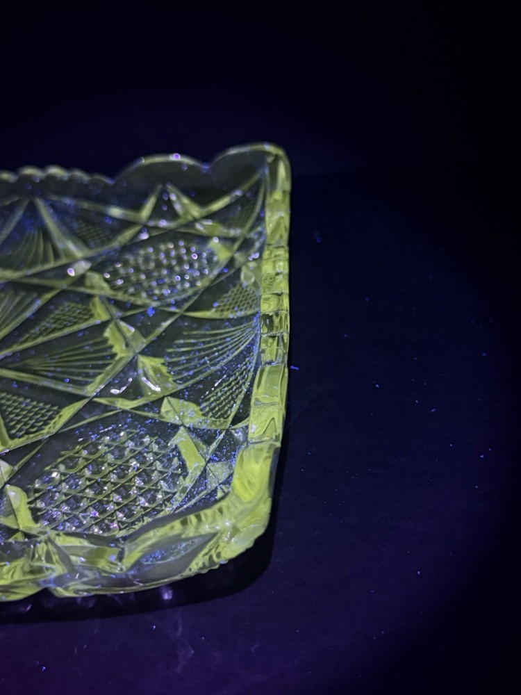 Ornate Glass Tray 7"