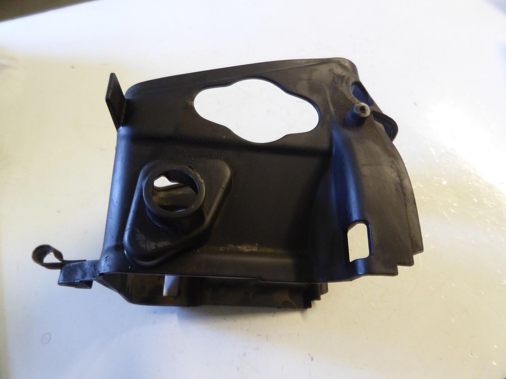 PIAGGIO FLY 50 4T 2008 CYLINDER HEAD ENGINE COVER