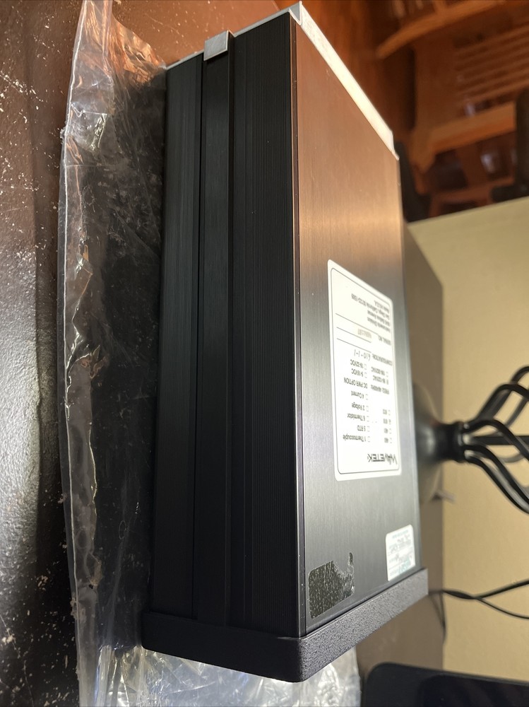 WAVETEK MODEL 610-1-1 FREQUENCY 90-132VAC PROGRAMMABLE THERMOCOUPLE TYPE