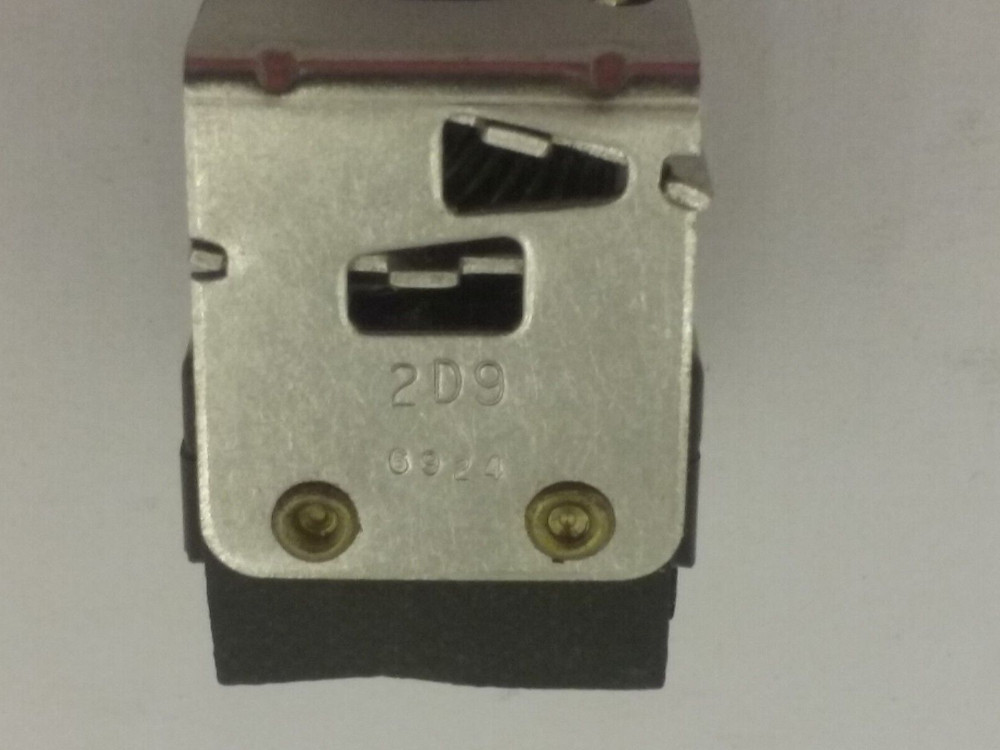 HONEYWELL MICROSWITCH 2DP-6924 PUSHBUTTON SWITCH 250V 5A NIB