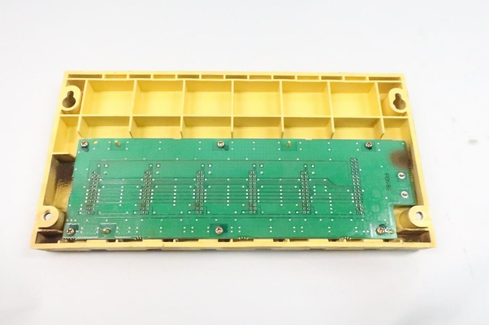 Fanuc ABU05A A03B-0819-C002 Chassis Module