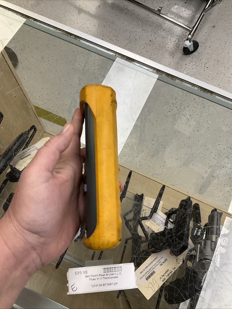 Fluke 51 II Single Input Digital Thermometer 233139