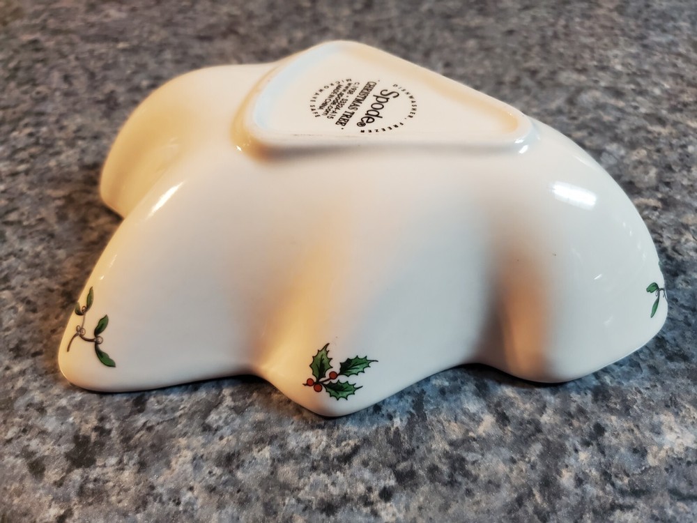 Spode Christmas Tree Candy Dish 5 3/4"